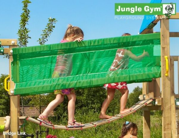 Hängebrücke für die Spieltürme von Jungle Gym